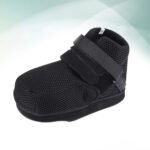 Chaussure barouk réglable en maille sur fond blanc et vert