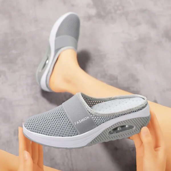 Chaussure orthopedique pour femme grise à enfiler – Image 2