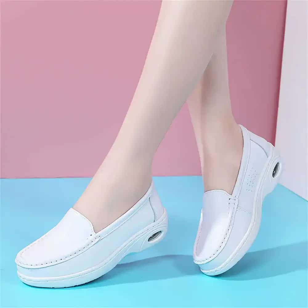 chaussure_pied_plat_femme_orthopedique_style_sabot_04