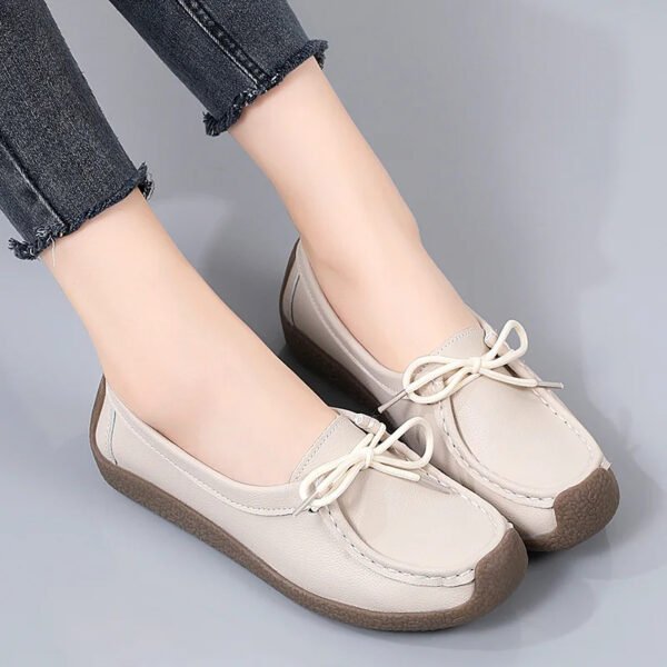 Chaussures orthopédiques élégantes femme à lacets – Image 3