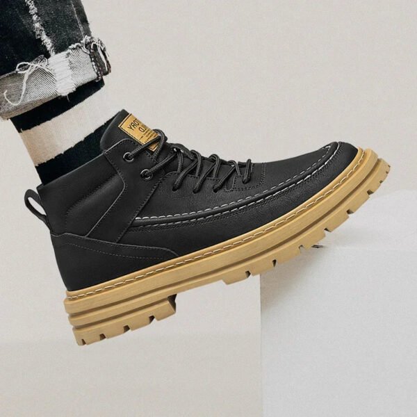 Chaussures orthopédiques montantes en cuir avec talon
