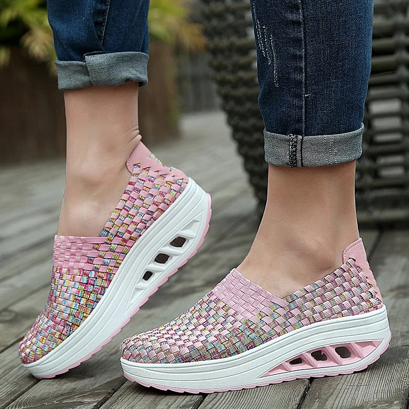 chaussures_personnes_agees_compensees_tissees_03