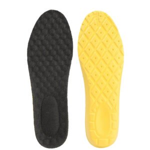 Lot de 2 semelles orthopédiques pour le sport douces et massantes sur fond blanc