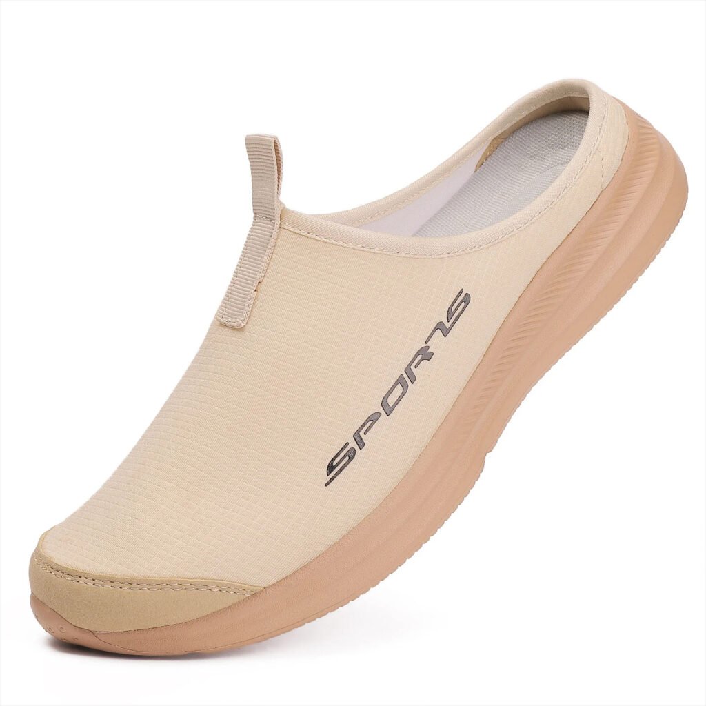 Pantoufle orthopédique homme beige en maille sur fond blanc