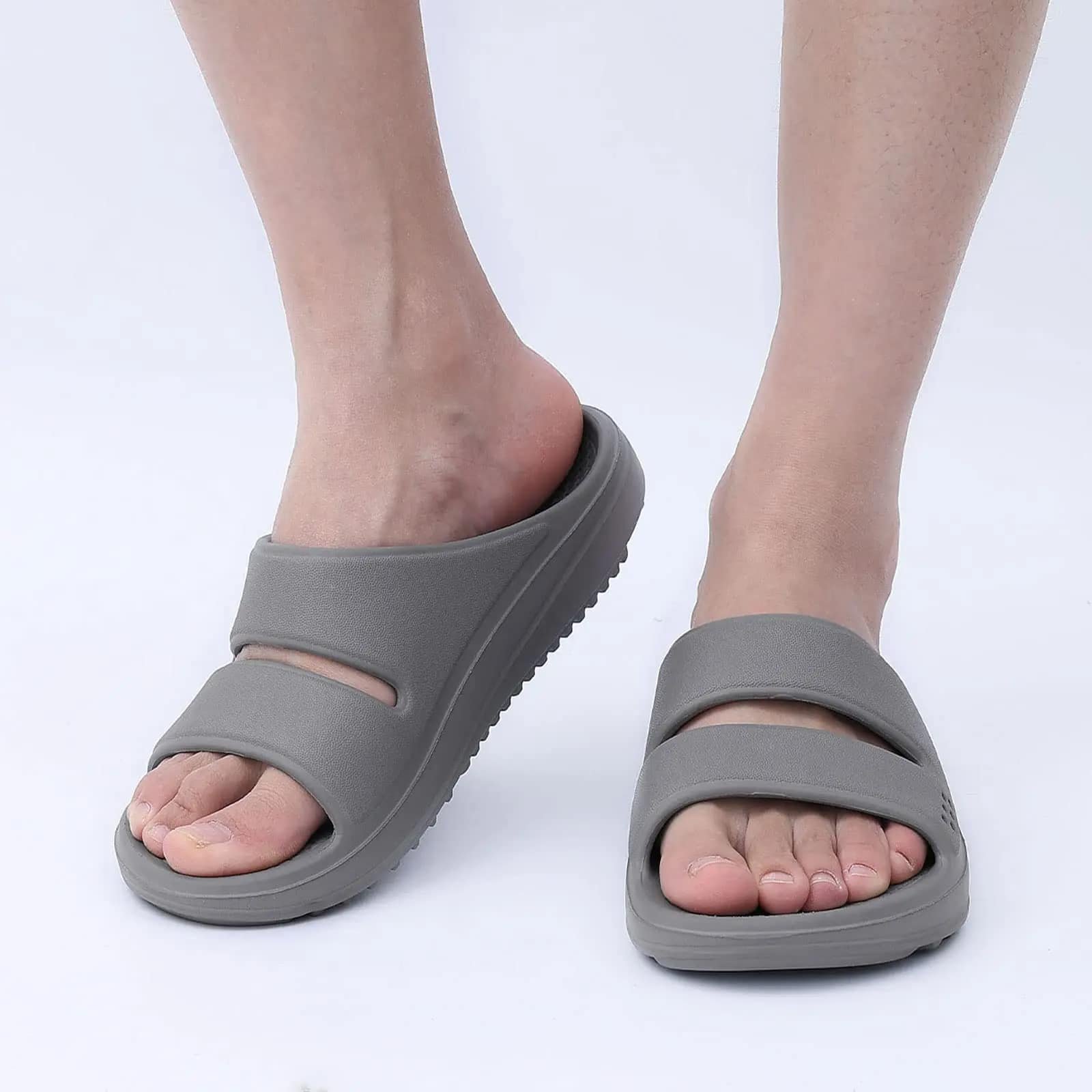 sandale_homme_orthopediques_style_claquettes_souples_02