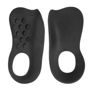 Semelle orthopédique pied creux au design ergonomique sur fond blanc