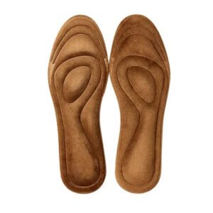 Semelles homme orthopédiques épaisses et chaudes sur fond blanc