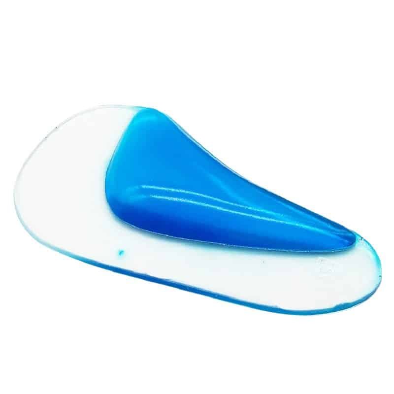 Semelles pour pieds plats orthopédiques invisibles et adhésives sur fond blanc