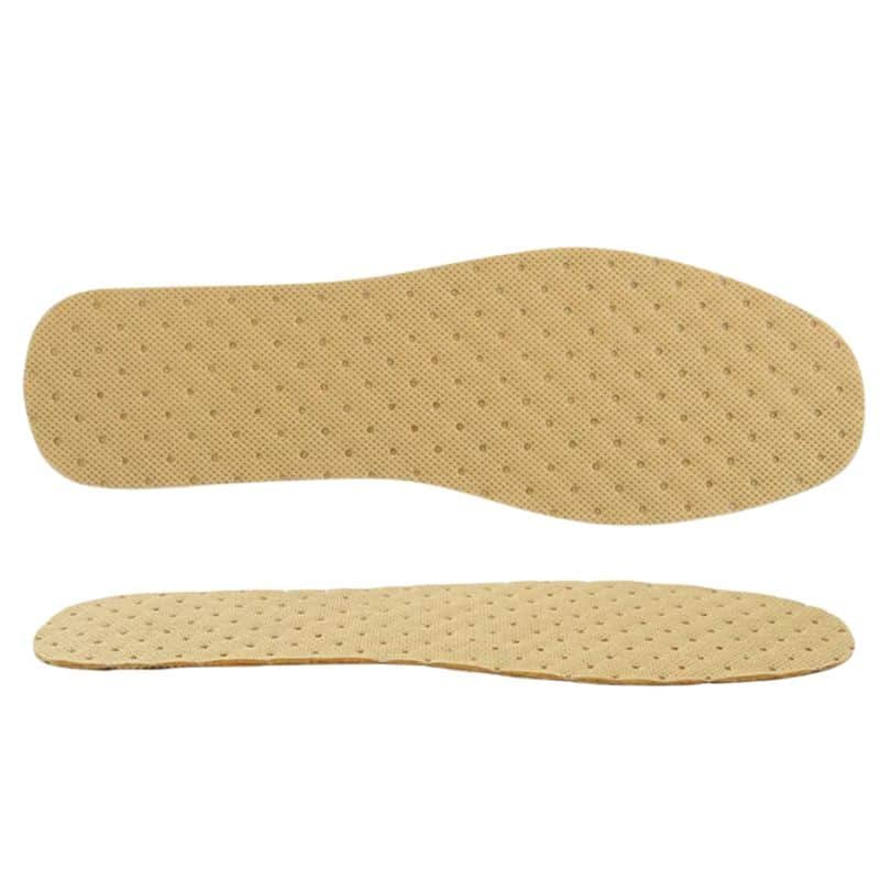 Semelles de sécurité légères et durables sur fond blanc